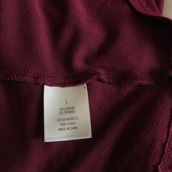 NWOT Francesca’s Sanaa Eyelet Trim Wine Red Size Large - Picture 7 of 10